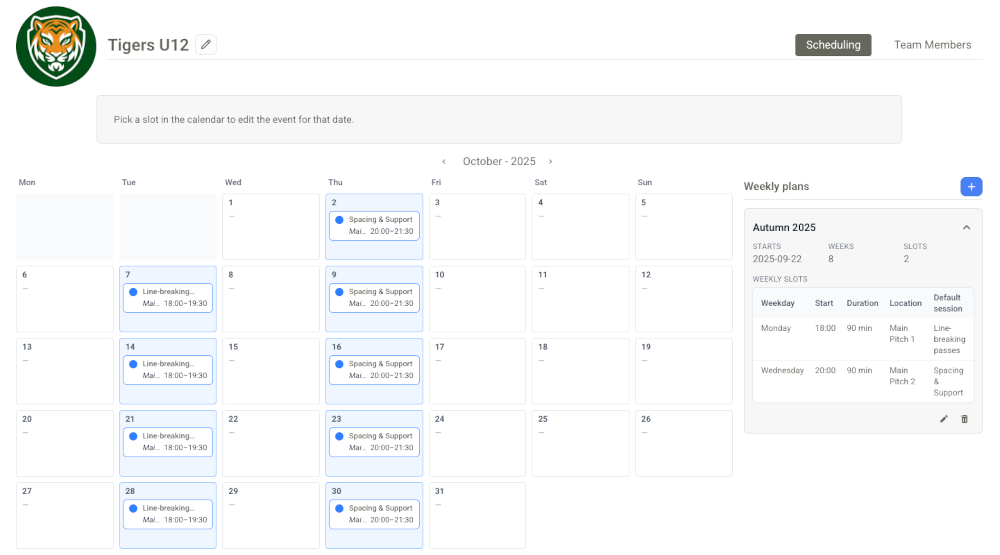 Coaches collaborating in Drillplanner